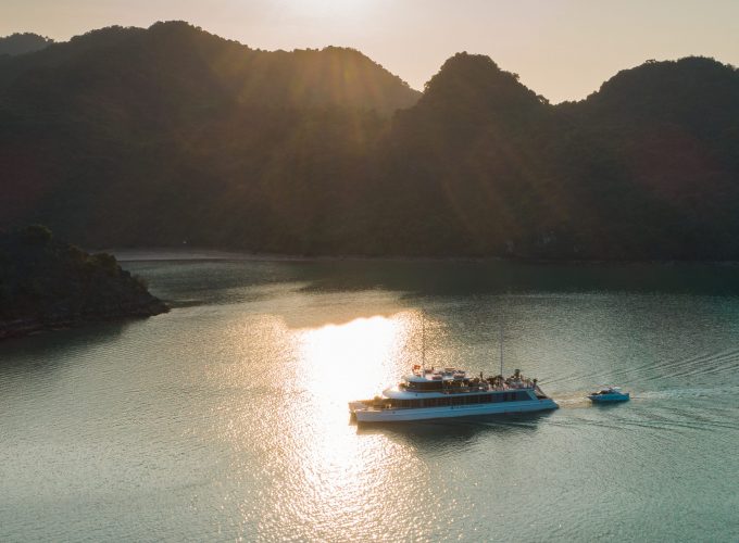 Oasis Bay Party Cruise 3 Days 2 Nights